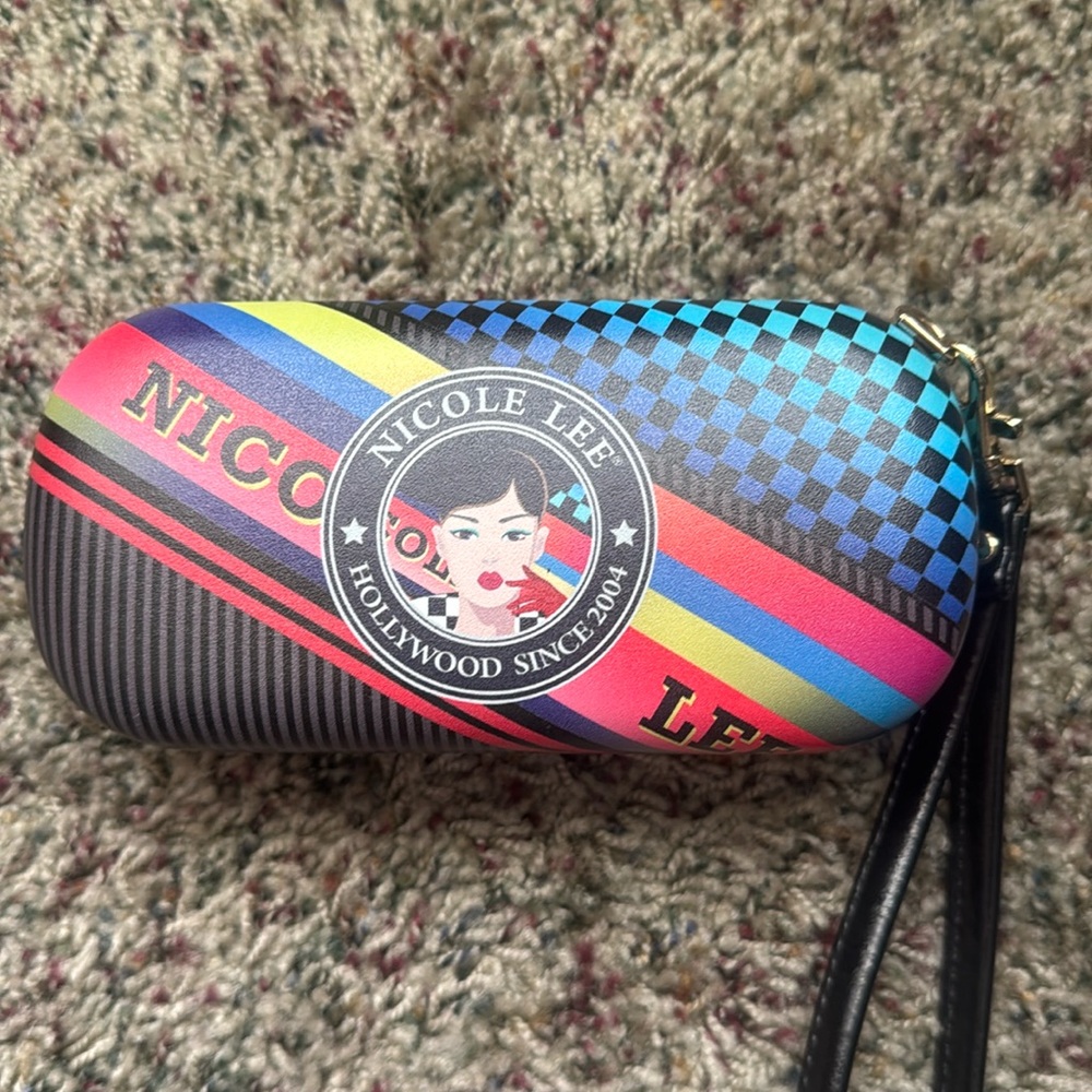 Nicole Lee sunglass case